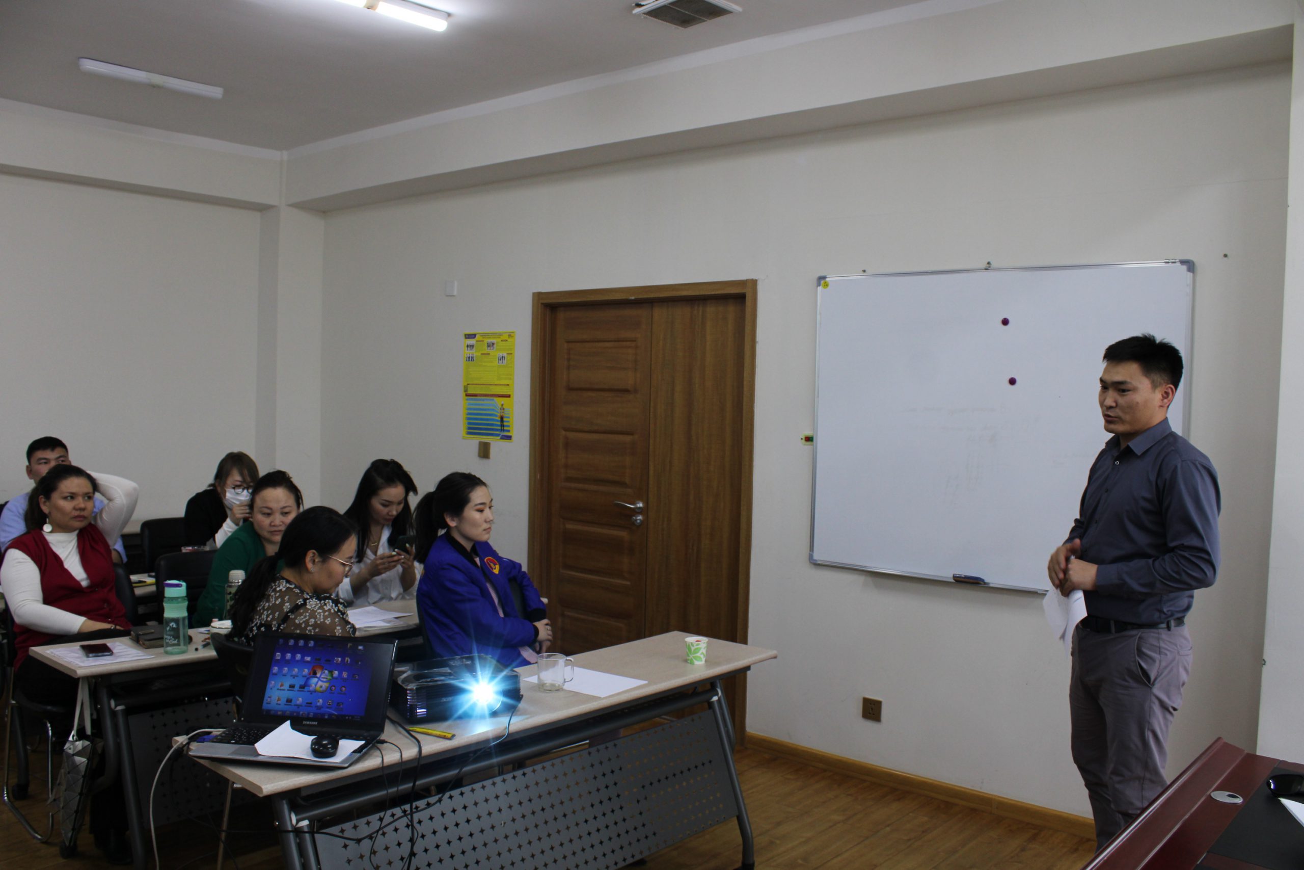 Дорноговь ТАГ - 2022 оны Дотоод сургалтын төлөвлөгөөний дагуу сургалтуудыг зохион байгууллаа